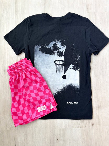 YOUTH ALL BOXED OUT SHORT IN PINK